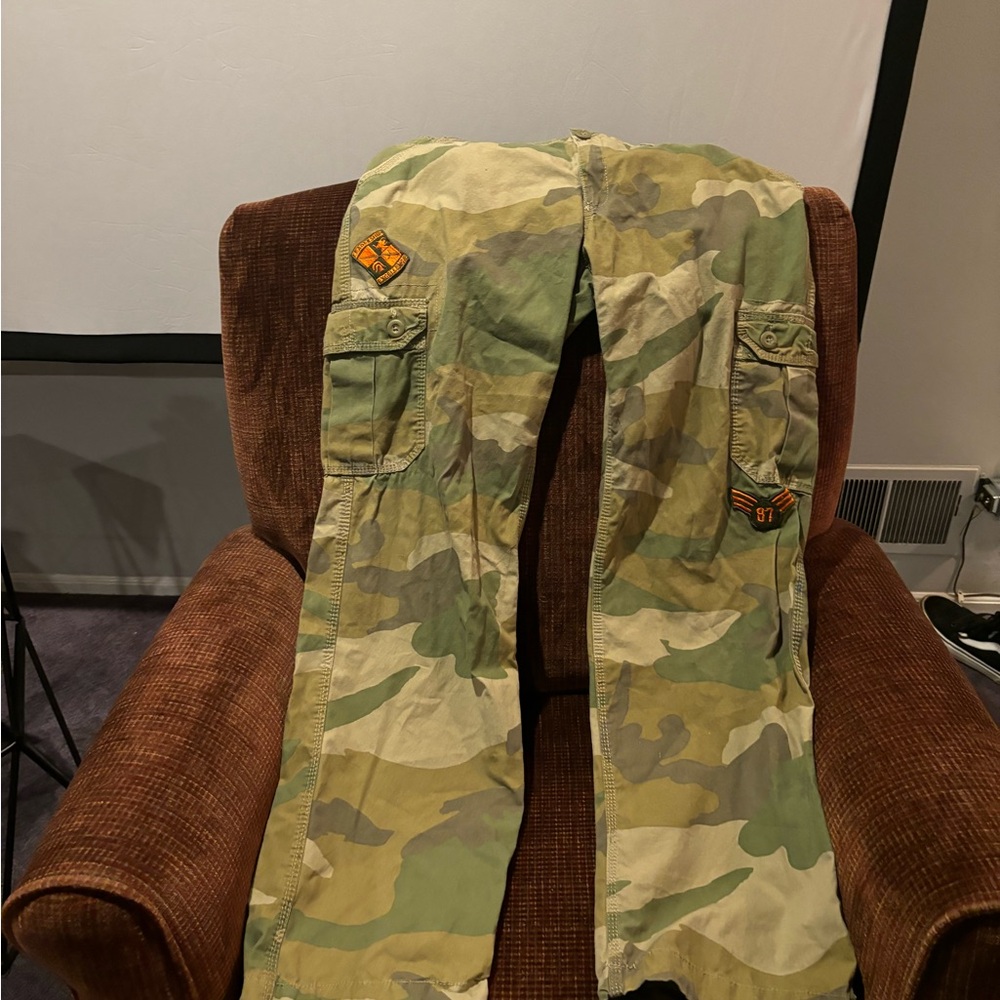 Camo pants